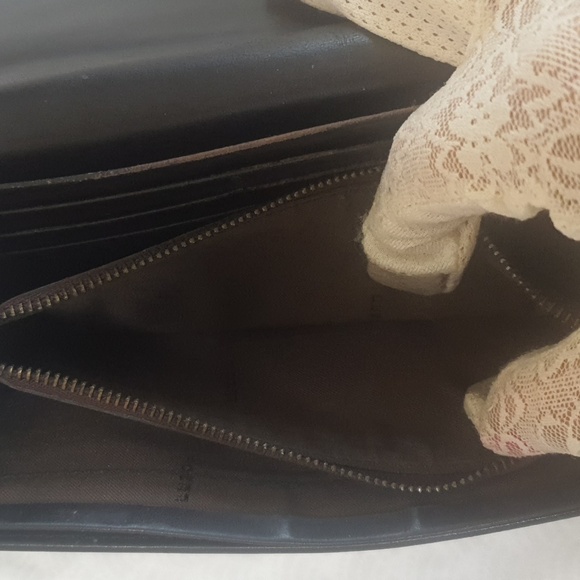 🤎💜FENDI ZUCCA long wallet. - Picture 10 of 10